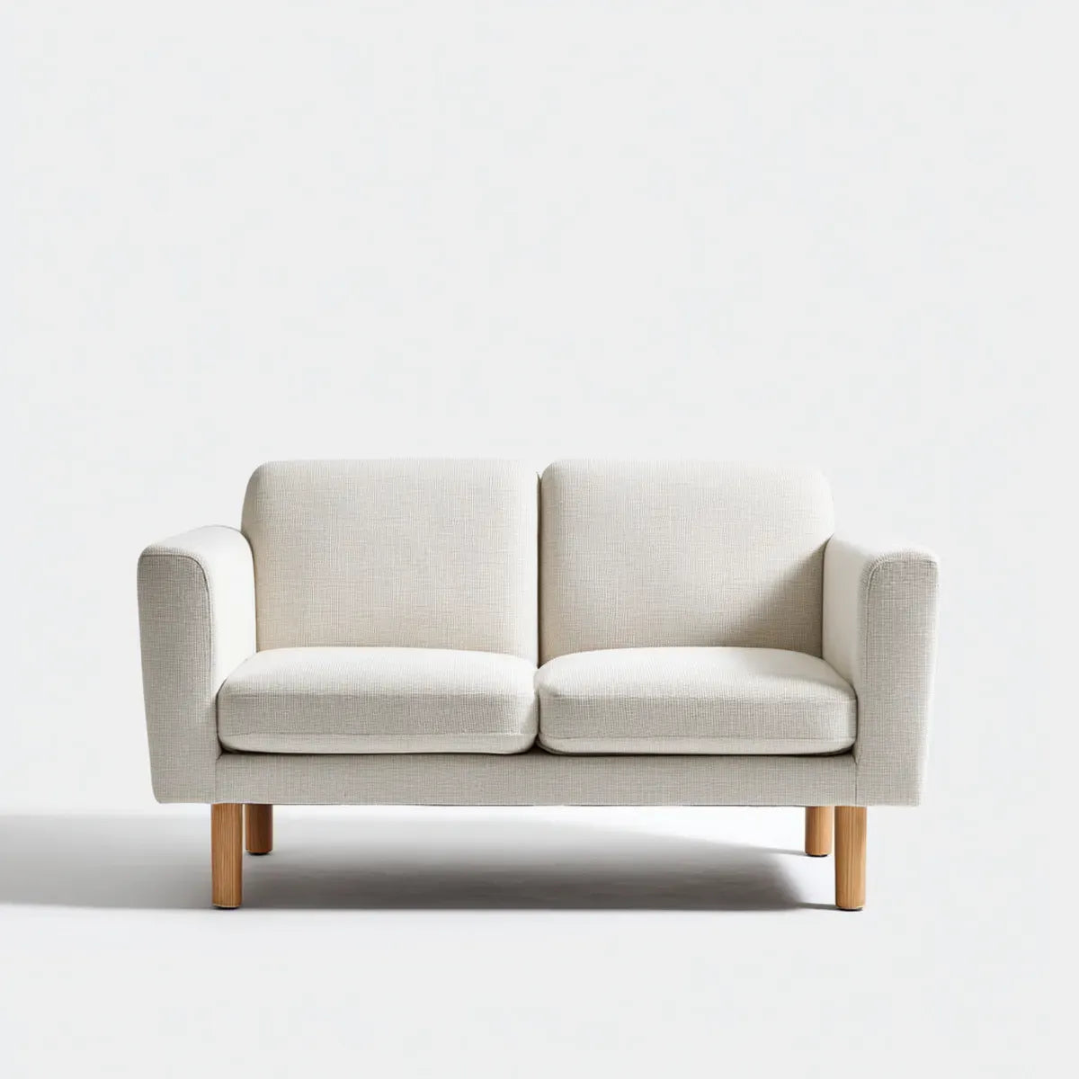 Sofa 2 beżowe poliestrowe fotele z nogami w litym drewnie prostokątna kształt 140 x 78 x 82 cm